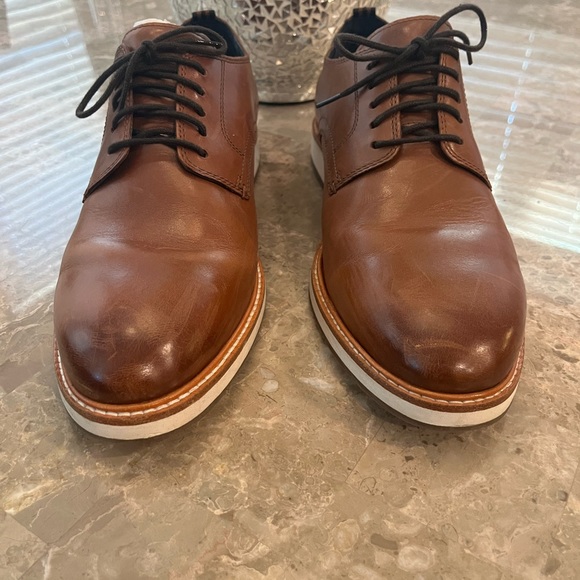 Like New Men’s Cole Haan shoe 9.5 - Picture 6 of 6